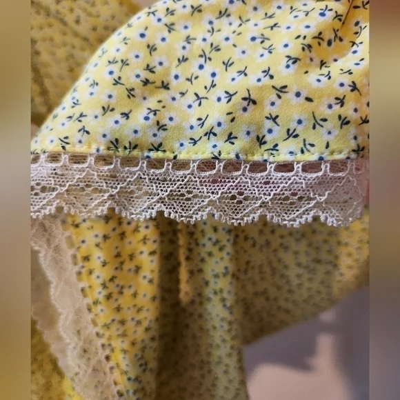 RARE Victoria's Secret Pout Yellow Floral Lingerie - Picture 5 of 6